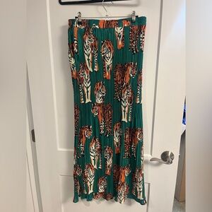 Green Tiger Print Skirt